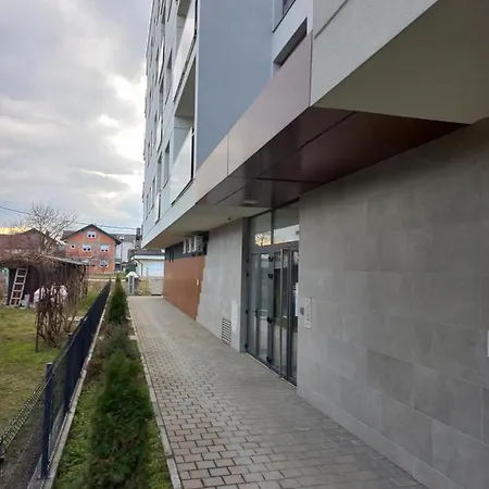 Stan_na_dan_teslic Apartment *